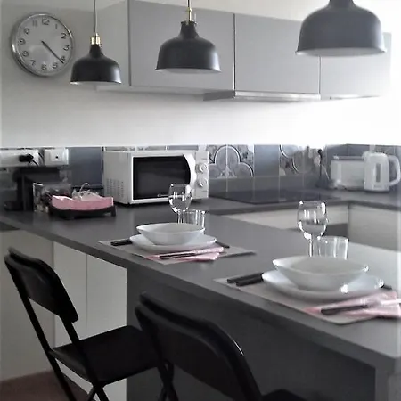 Unelegante Salotto Fronteporto.citra010025-lt-1429 *